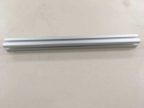 drážková lišta vŕtačky rámikov